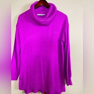 LOFT size small magenta tunic sweater